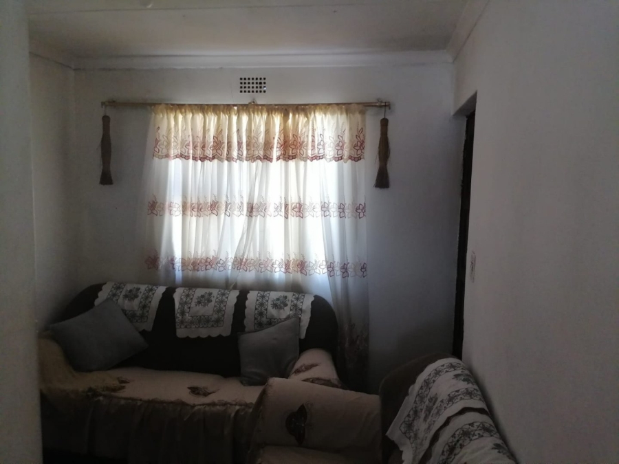  Bedroom Property for Sale in Llitha Park Western Cape